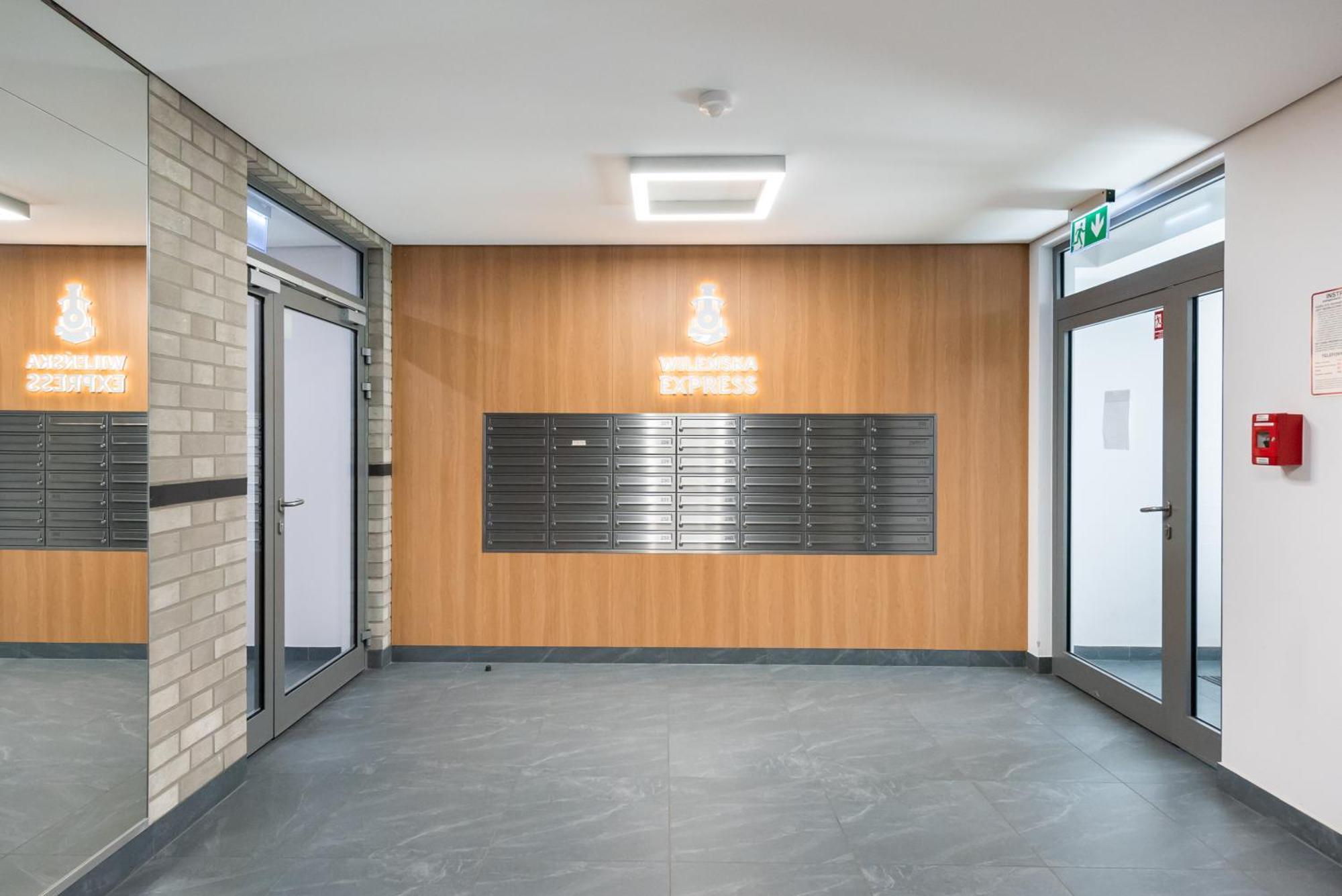 Wilenska Express Homely Apartment Βαρσοβία Εξωτερικό φωτογραφία